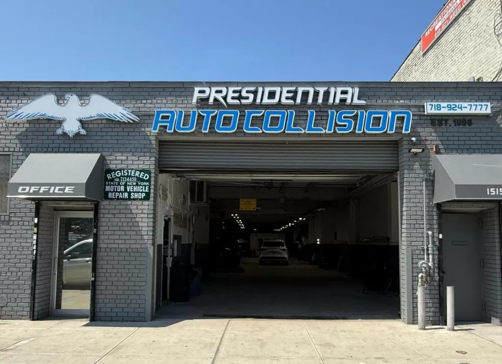 Presidnetial Auto Collision Center - Brooklyn NY