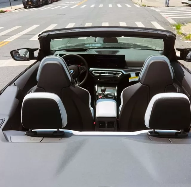 2024 BMW M4 Convertible