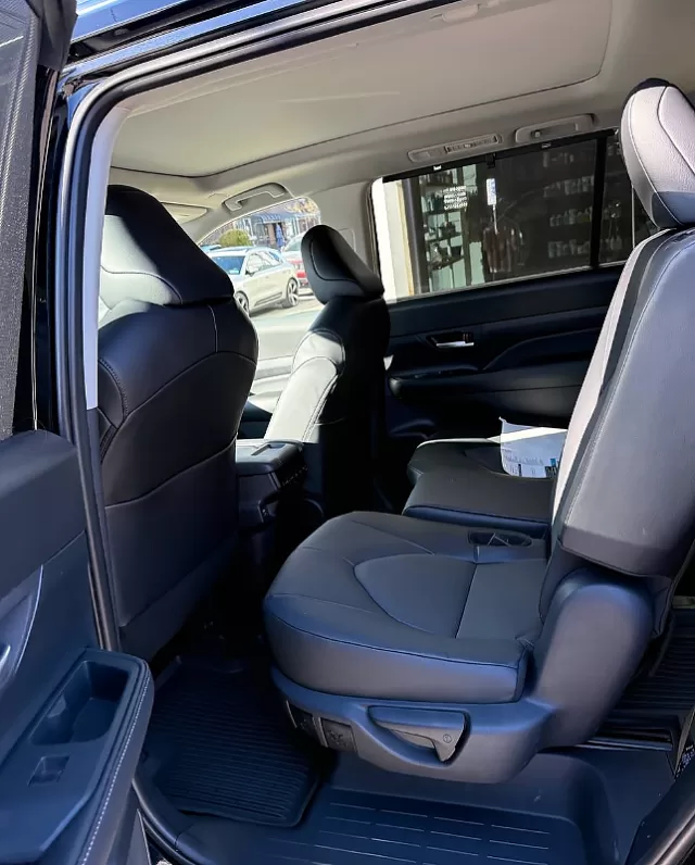 2025 Toyota Grand Highlander: Luxury and Versatility Redefined - Image 7