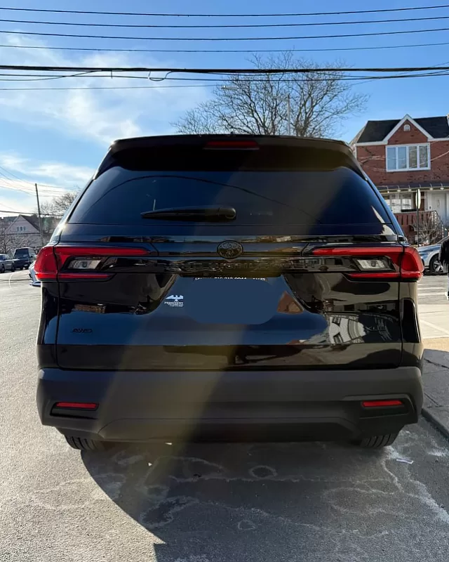 2025 Toyota Grand Highlander: Luxury and Versatility Redefined - Image 3