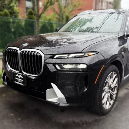 2025 bmw x7: the flagship of luxury suvs