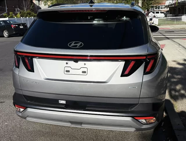 2025 hyundai tucson: a stylish and feature packed compact suv