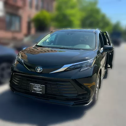 2025 toyota sienna: the ultimate family vehicle