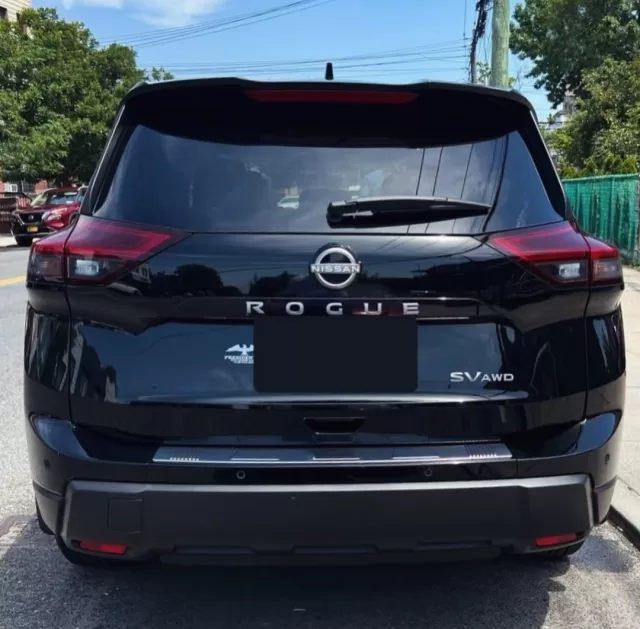 2025 nissan rogue: intelligent versatility in a compact suv